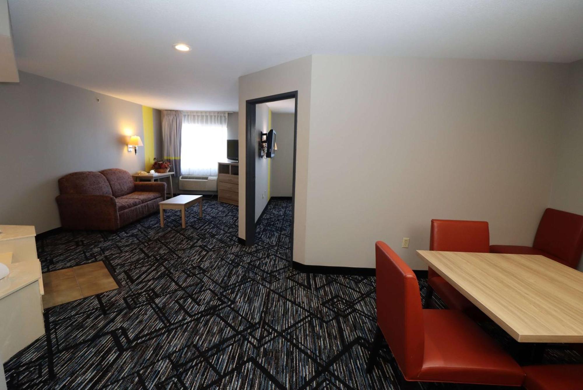 Super 8 By Wyndham Perryville Luaran gambar