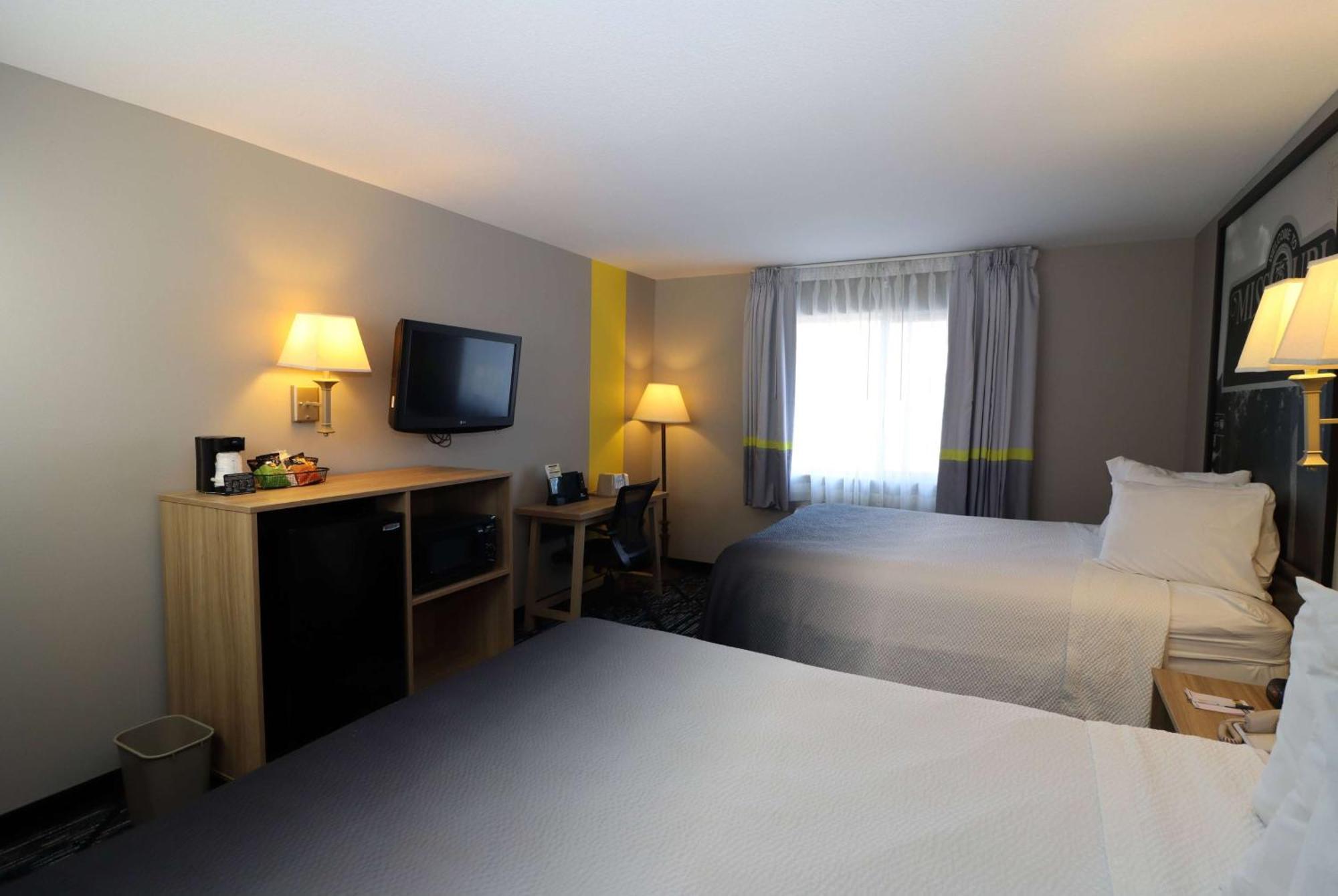 Super 8 By Wyndham Perryville Luaran gambar