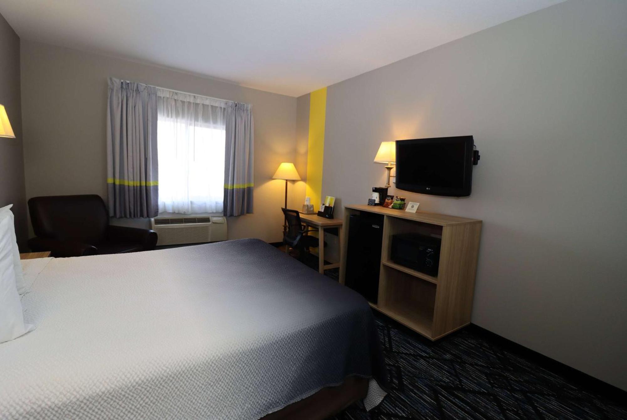 Super 8 By Wyndham Perryville Luaran gambar